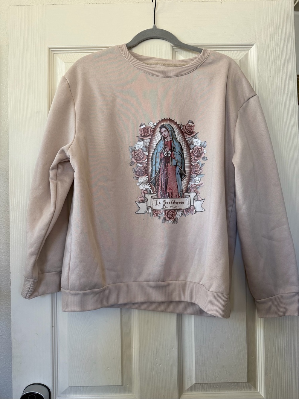 SHEIN Light Pink Graphic Crewneck Sweater with Religious Floral Motif